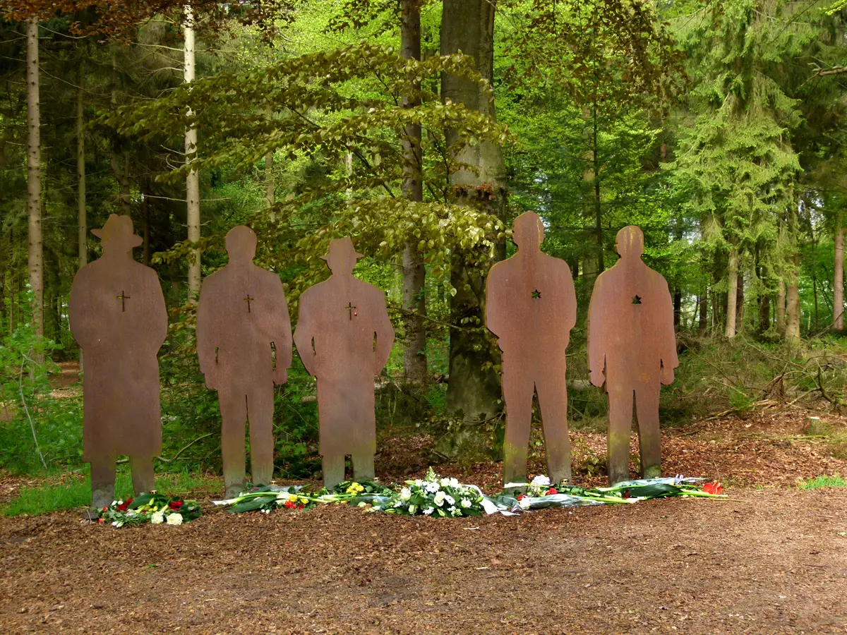 Monument Spaarbankbos Hoogeveen